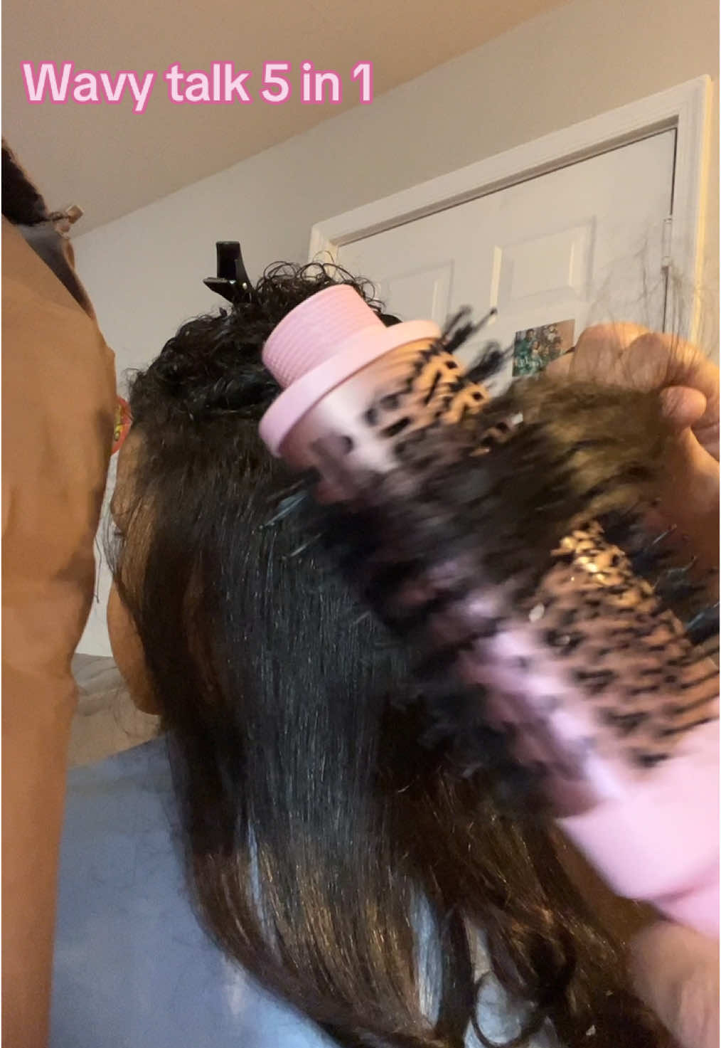 #wavytalk #wavytalkhair #hottools #hair #dominicana #rollerbrush #MomsofTikTok 