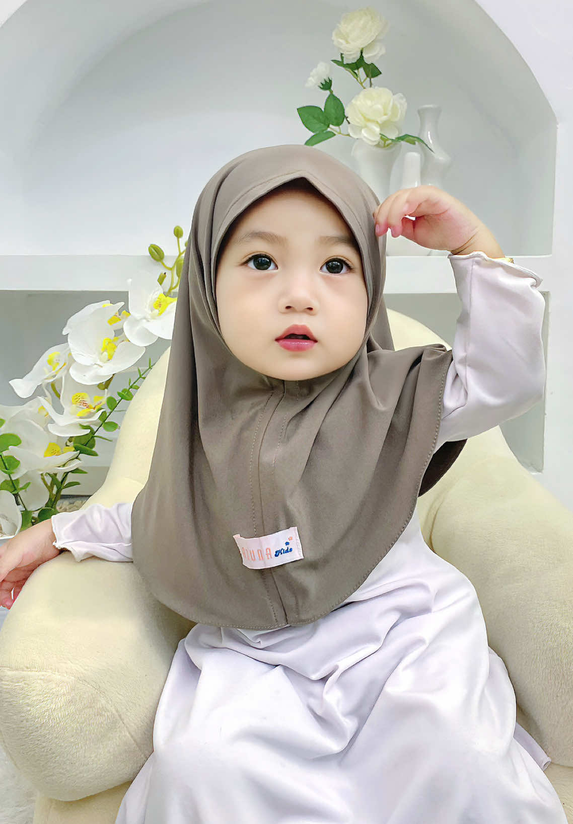 Sudah CO warna apa nih bun 😍 sekarang ada ukuran sampai umur 4 tahun loh 🔥😍 #jilbabanak #bergoanak #hijabanak #jilbabinstananak #jilbabbayi #hijabbayi #jilbabinstanmurah #jilbabanakmurah #fyp #py #pyfツ 