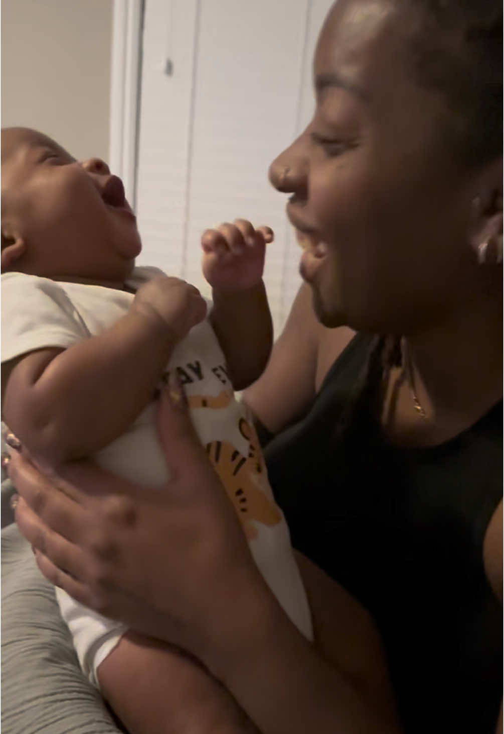 Who knew a little breeze could bring so much joy? 😂💨 Judah’s laugh is my new favorite soundtrack! 🎶💙 #BabyGiggles #TickleTime #MomMagic #JudahJoys #NewbornLaughs #TooCuteForWords #BabyLove #PureHappiness #MomLifeUnfiltered #LittleBlessing #IVFBaby #lifewithjudah 