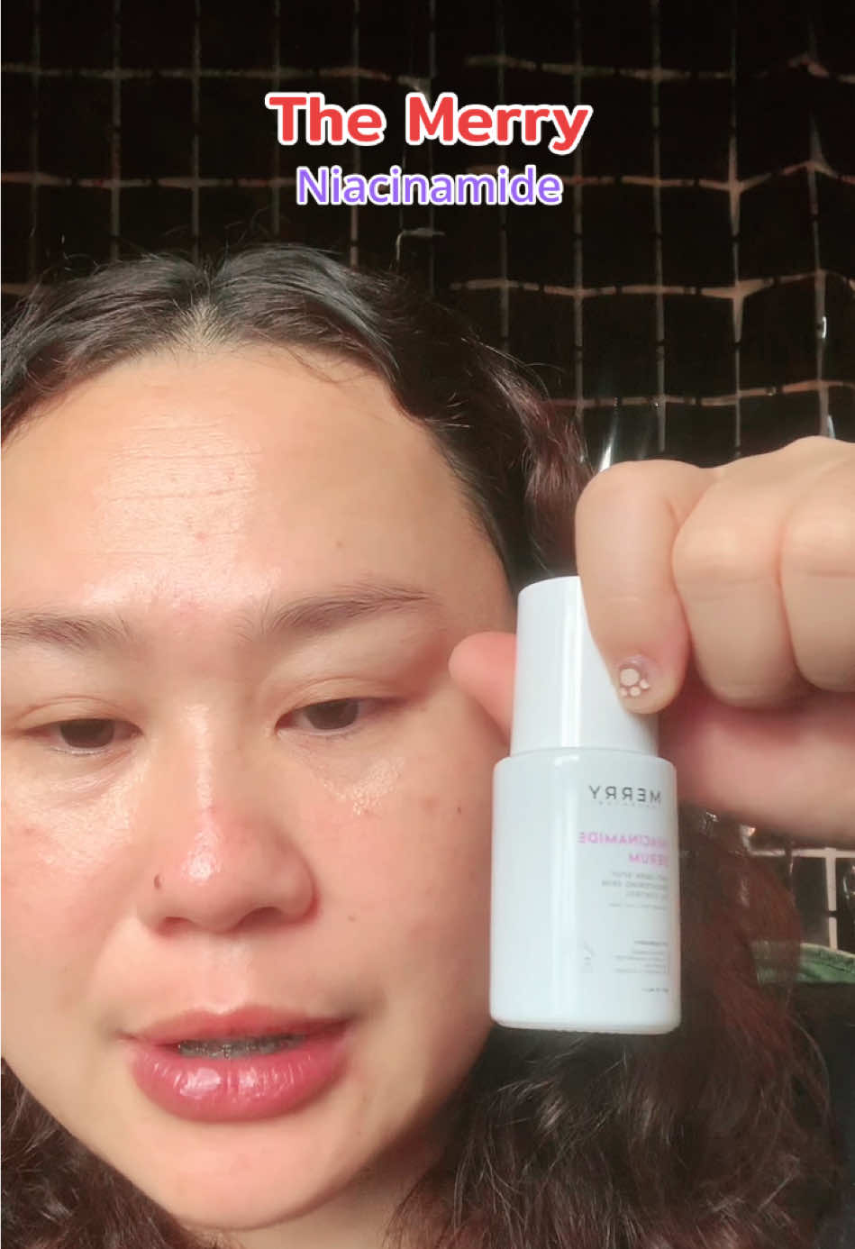 Niacinamide ลงก่อนเลยจ้ะ หลังล้างหน้า แล้วตามด้วย เซรั่ม หรือทครีม ตัวอื่นได้เลย กลางวันอย่าลืมทากันแดดนะ#themerry#merrylaboratory #themerry#niacinamide 