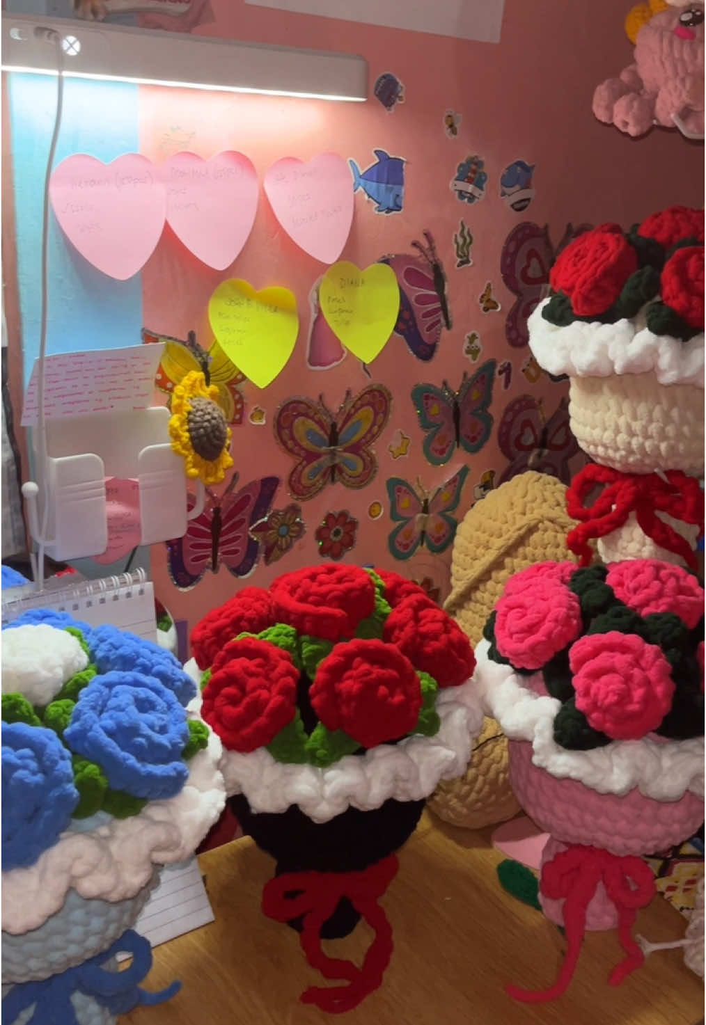 Chunky Bouquets 💐 🌷🥀🌹 #crochet  #fyp #fyppppppppppppppppppppppp #handmadewithlove #fypシ゚viral🖤tiktok☆♡🦋myvideo #crochetermom #supporthandmade #crochetersph #valentinesday2025 #crochetersoftiktok🧶 #affiliatemarketing #foryou #crochetersoftiktok #fypシ #crocheting #fypviral #crafter #crochetersoftiktok  #supportlocal #supporthandmade #supportlocal #supportsmallbusiness 