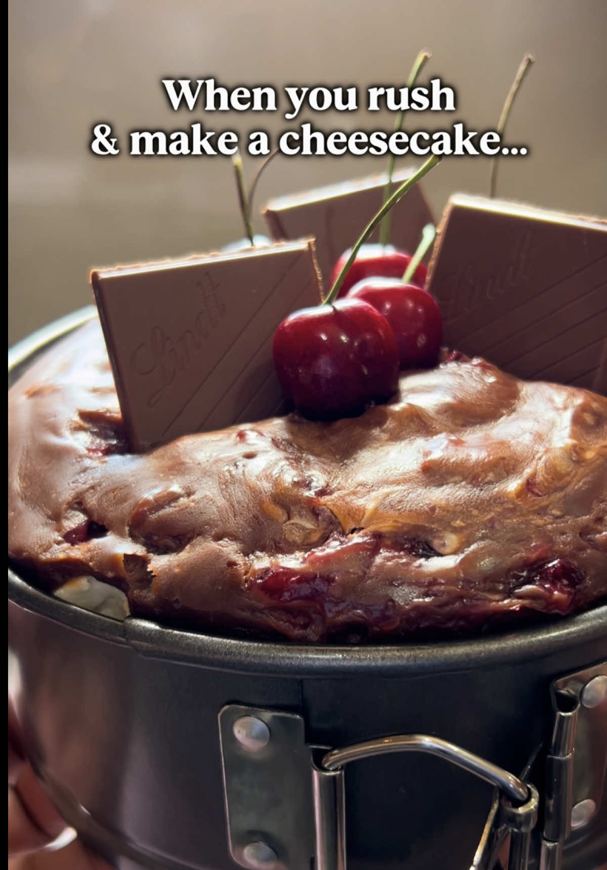 This Black Forest Cheesecake didn’t turn out the way I envisioned it 🙃  #eatmeerecipes #fail #cheesecake #boom 
