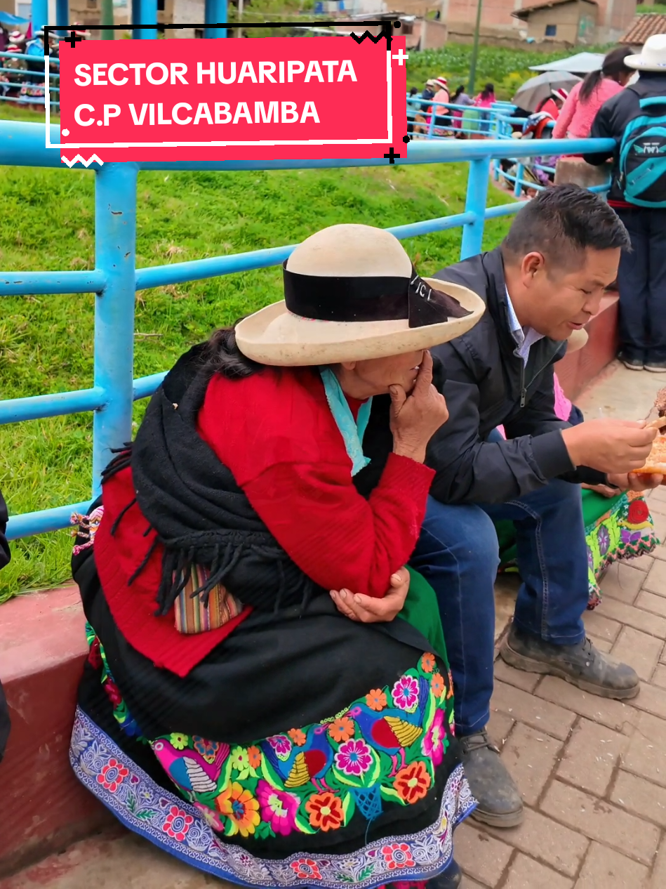 HERMOSAS COSTUMBRES Y TRADICIONES EN HONOR A LA VIRGEN DE LA CANDELARIA DE VILCABAMBA ANCASH ☀️🇵🇪#fiestapatronal #virgendelacandelaria #MAMACANCHI #costumbresytradiciones #vilcabamba #ancash #Lugaresparavisitar #viajes #aventuras #chimaychi  #rosariovergaray #costumbres #febrero #florcitawoonita 