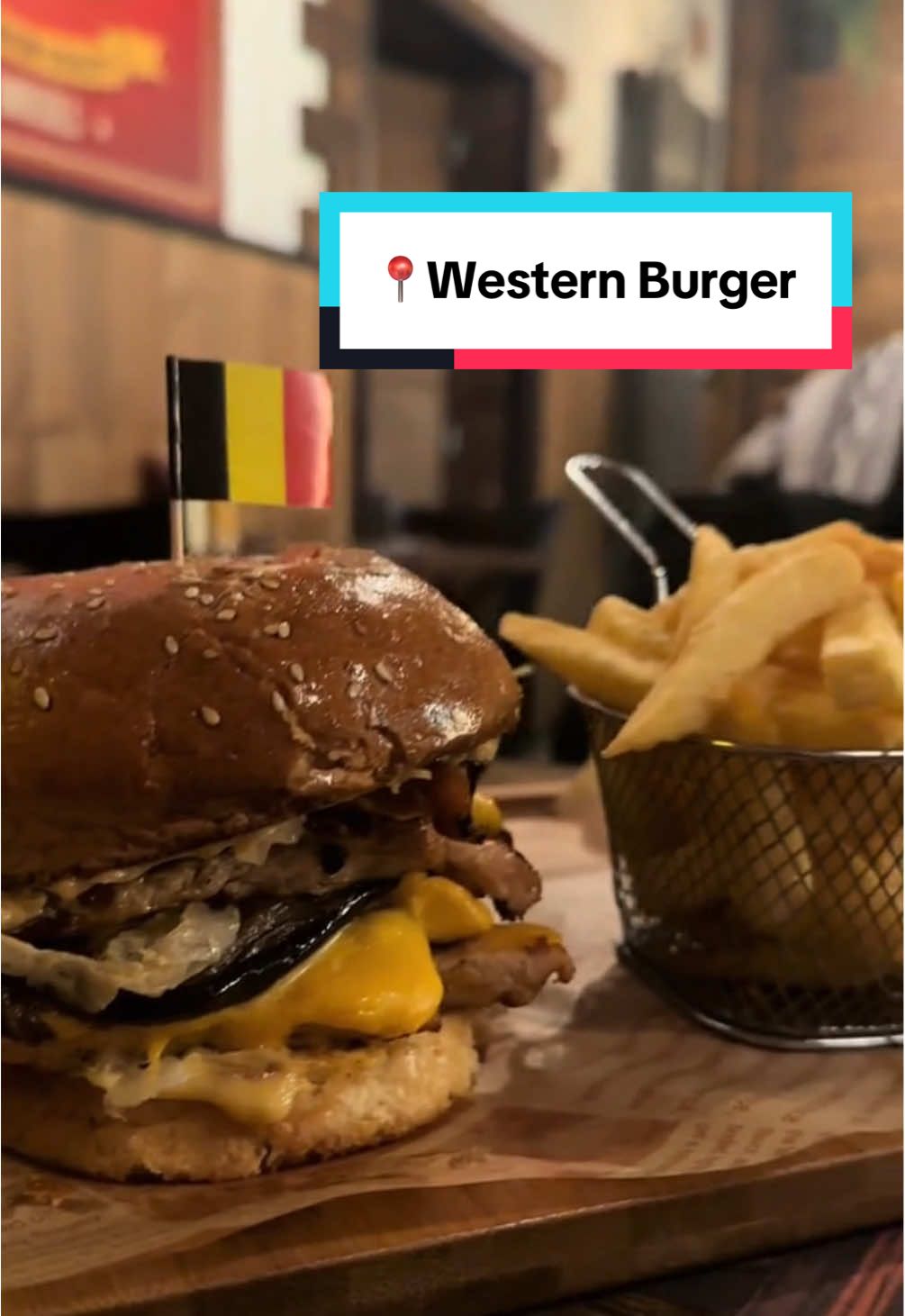 📍@Western.burger 🥩🍔🍟 ℹ️ Boulevard Maurice Lemonnier 159, 1000 Bruxelles ➡️ Burgers, assiettes, ribs, brochettes de viande,… Mention spéciale pour le décor magnifique 🤩  #restaurant #halal #bruxelles #ribs #burger #brussels #bxl #bx #bruxelles🇧🇪 #brusselsfood #بروكسل #بروكسل_بلجيكا #hotspot #bruksel #Foodie #resto 