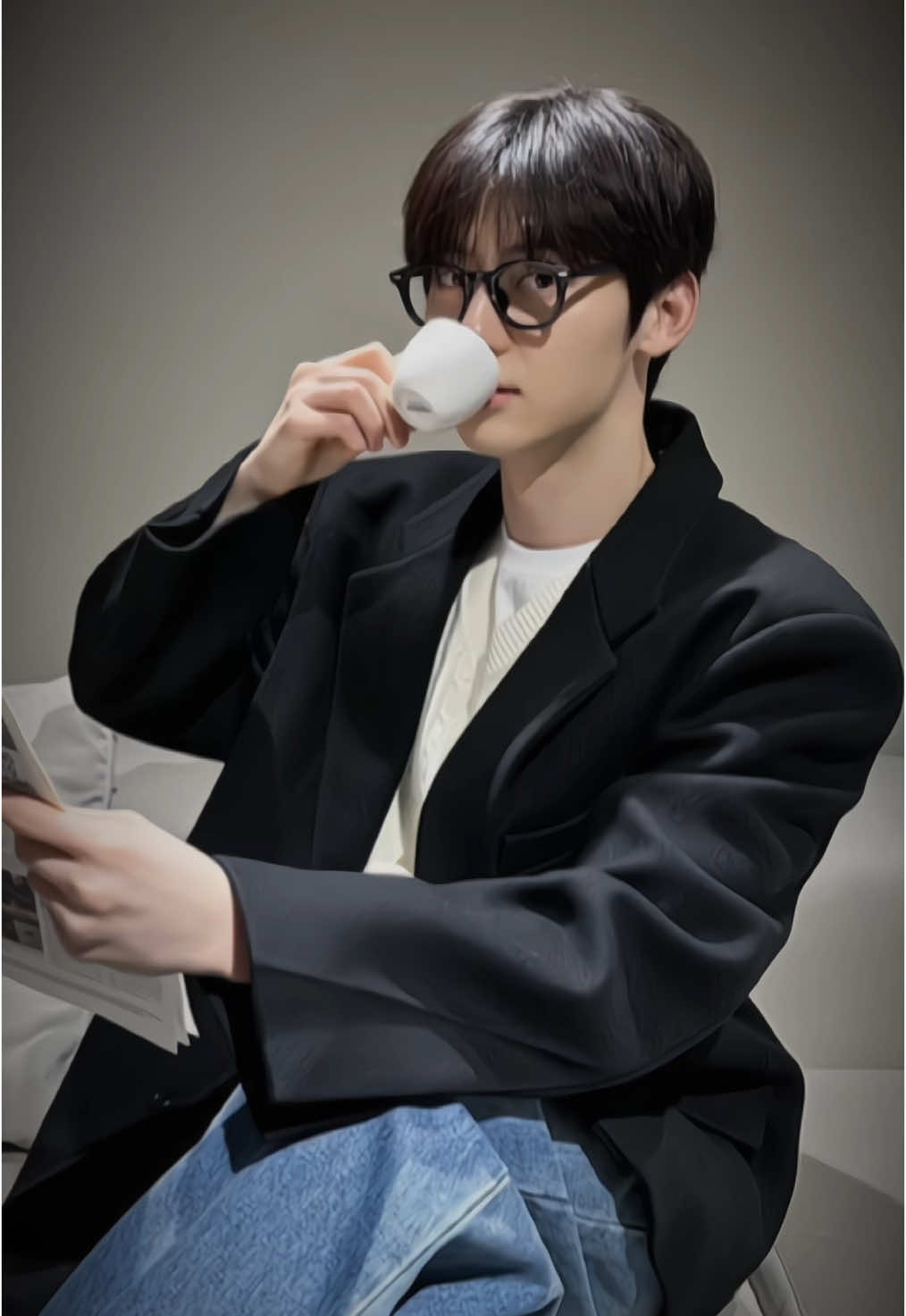 anh chồng của đầu năm #hwangminhyun 