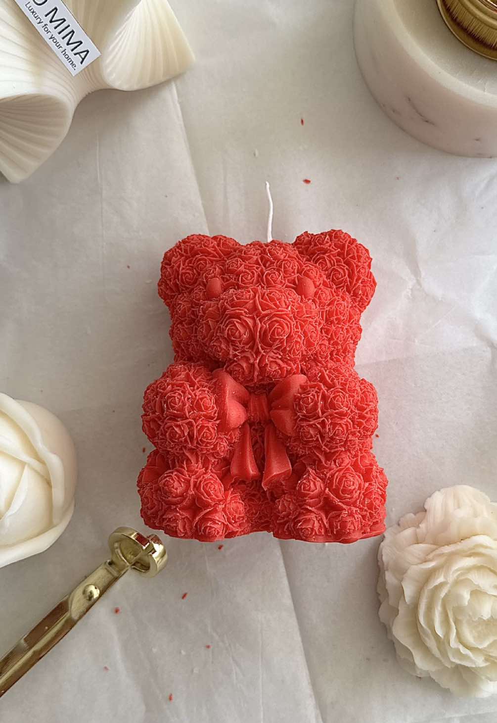 Antwort auf @Studio Mima  wie gewünscht der super schöne Teddy in Rot♥️ #candle #luxury #unmolding #candletok #candlesoftiktok #rose #teddy #red #satisfyingvideo #ValentinesDay #relaxing 