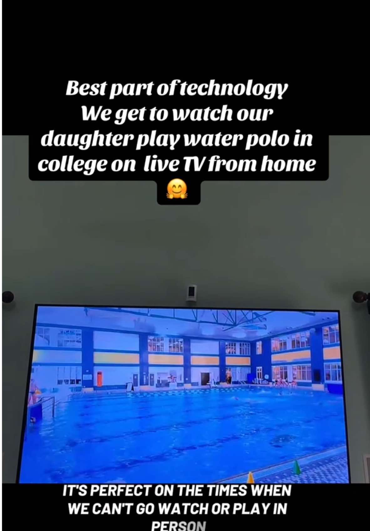 This totally made my day 🥹🙏🏽❤️🫶🏽#fypシ #collegewaterpolo #waterpolo #collegelife #daughtersoftiktok #liveyoutubestream #thxfortechnology 