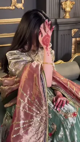 Waoo eman 😍❤asjad mehndi look#viralvideo #grow #foryoupage #account #onemillionaudition #fyp #rajabfamily #emraj 