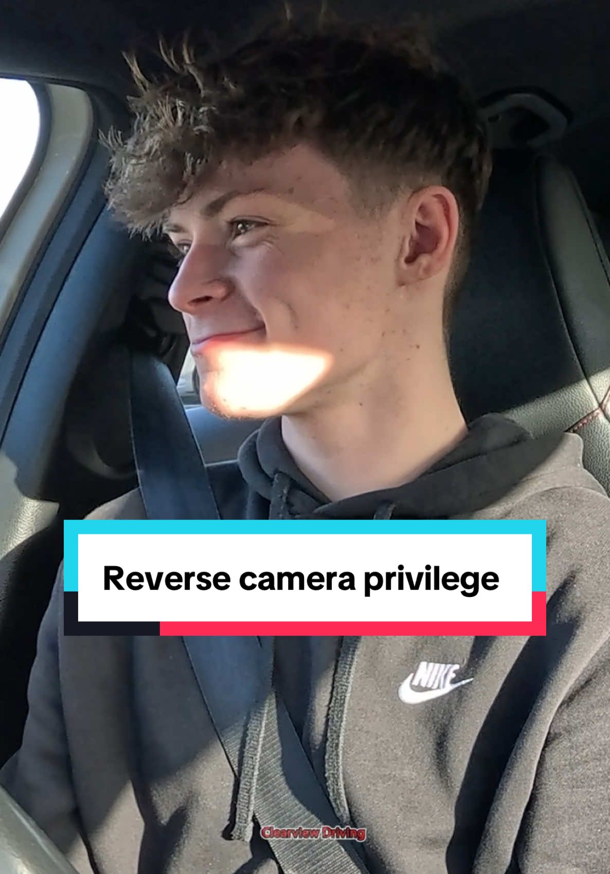 How to reverse into a parking bay #driving #lesson #learn #reverse #park #london #howto #drive #car 