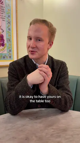 ‘If in doubt, don’t’ is a fantastic mantra to have in mind if you’re ever faced with an etiquette dilemma! #dining #etiquette #williamhanson 