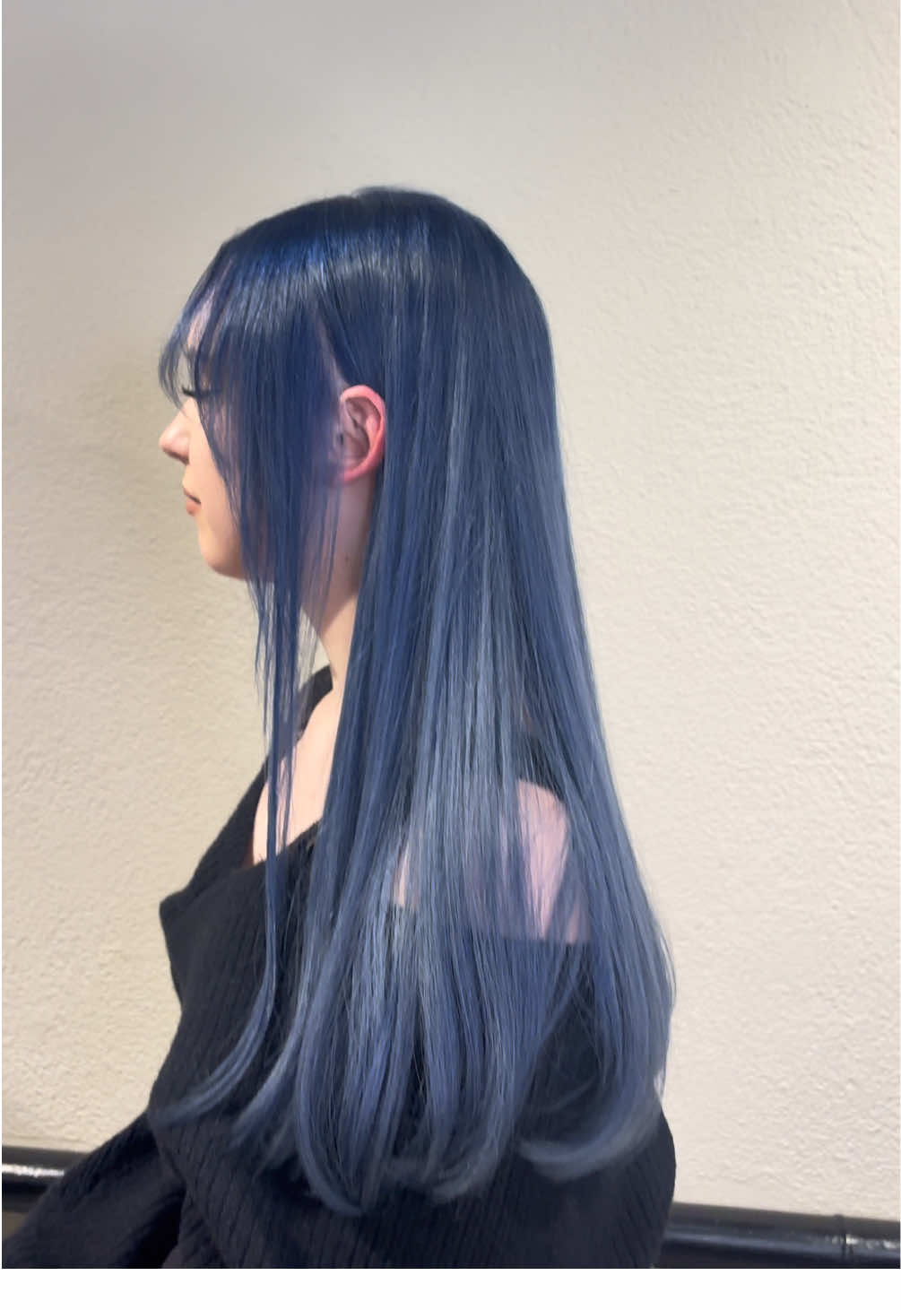 navy blue hair⭐️ #züri #hairstylist #fyp #blue #bluehair #bluehairdontcare #switzerland #blauehaare #haare #haarfarbe #haircolor #hairstyle #hairfyp #hairtok 