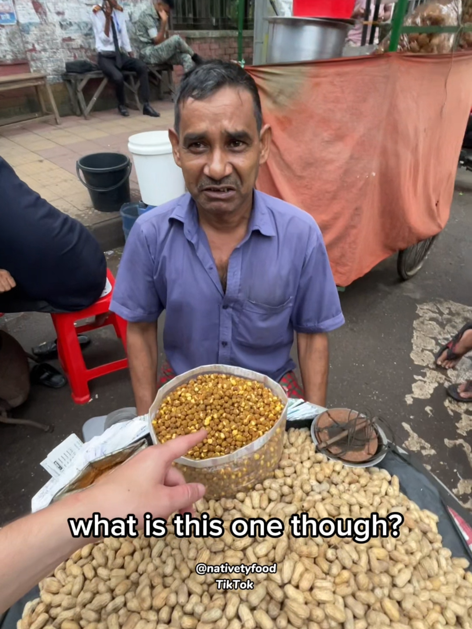 $0.20 snack 🥜 #streetfood #food #usa #foodreview