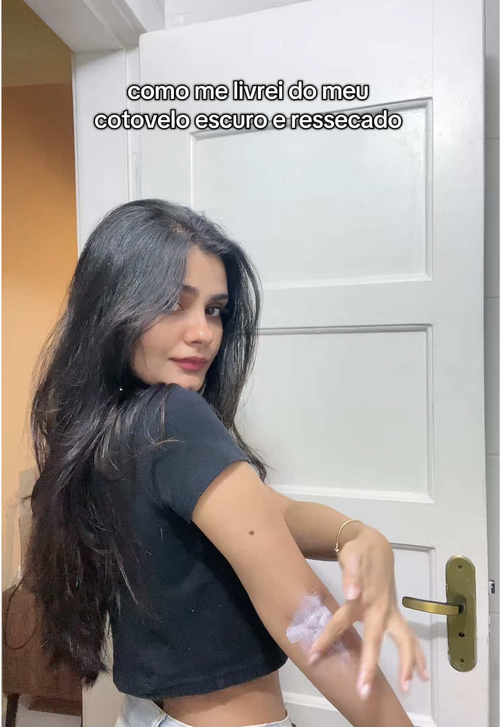 Faz isso toda noite antes de dormir!! Vc vai ver que clareia rapidinho 💕💕💕  • • • #dica #fy #fyp #fypp #foryou #foryoupage❤️❤️ #viral 