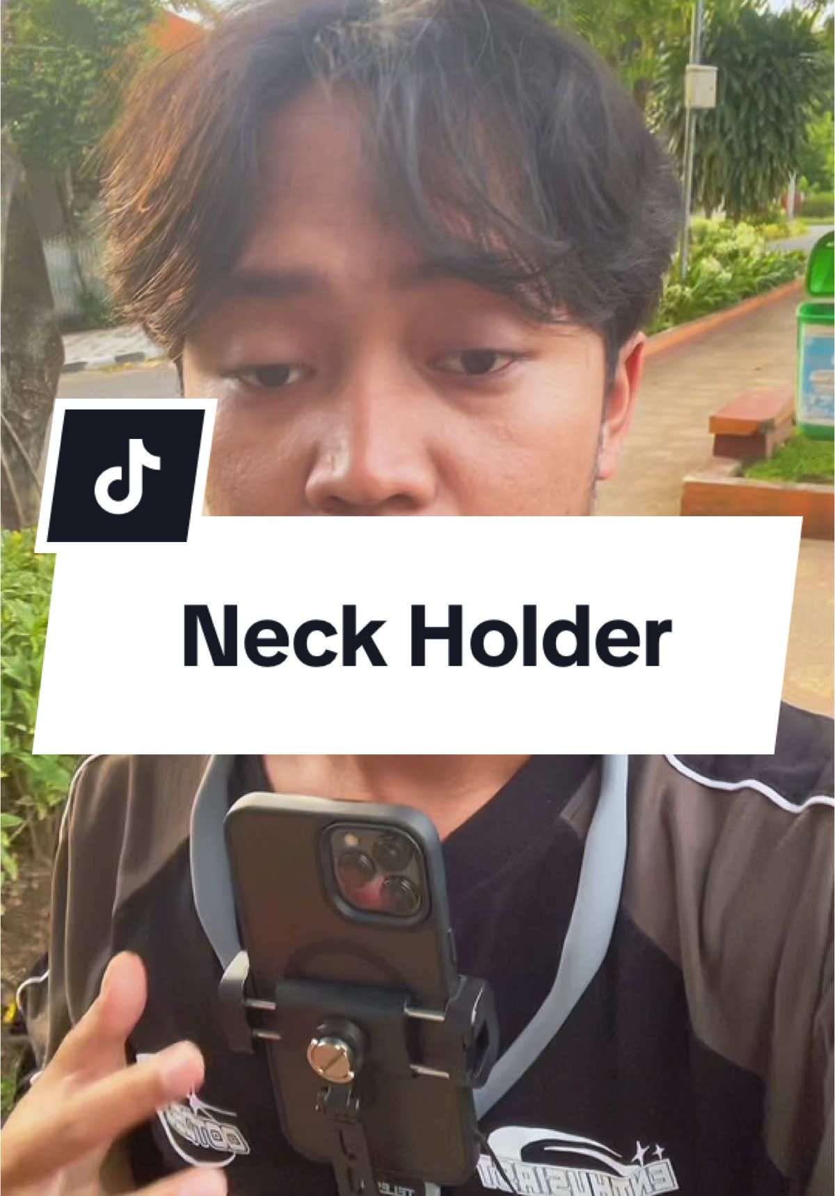 🎥 Neck Holder – Ngonten POV Jadi Lebih Mudah! 🎥 Mau bikin konten tanpa ribet pegang HP? Neck Holder solusinya! Cocok buat: ✅ Mancing 🎣 – rekam serunya tanpa perlu action cam mahal ✅ Vlog di atas motor 🏍️ – stabil & nyaman ✅ Hands-free filming – bebas gerak tanpa khawatir HP jatuh Lebih kokoh & awet dibanding merk sebelah yang gampang mleot. Harga? Terjangkau banget! Wajib punya buat kreator konten! 🔥 #NeckHolderPOV #NgontenTanpaRibet #VlogGampang #MancingSantai #HandsFreeContent #BikinKontenLebihMudah 