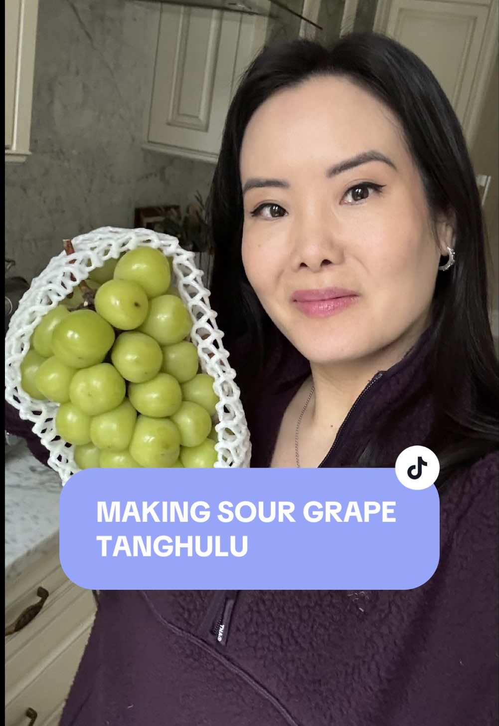 Another version of grape tanghulu 🍇 #grapes #tanghulu #frozendessert #easydessert #cookingwithkids 