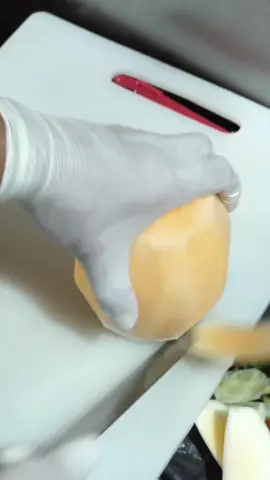 Melon cutting #fruit #satisfying #asmr #fyp 
