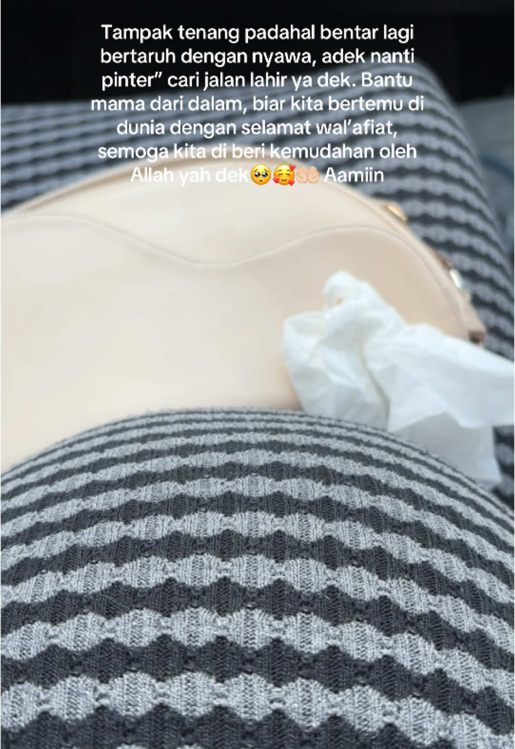 Bismillah, ya Allah🤲🏻🥺 mudahkan dan beri kelancaran🥰  #fypdongggggggg #babylove #hplfebruari2025 #babybump #pregnant #bumilsehat 