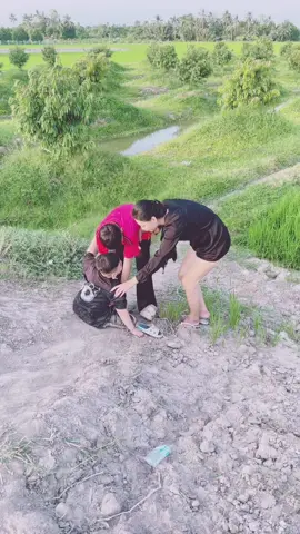 lâu lâu về cho trãi nghiệm cảnh té ở miền tây cho bít với ngat 🤣🤣🤣