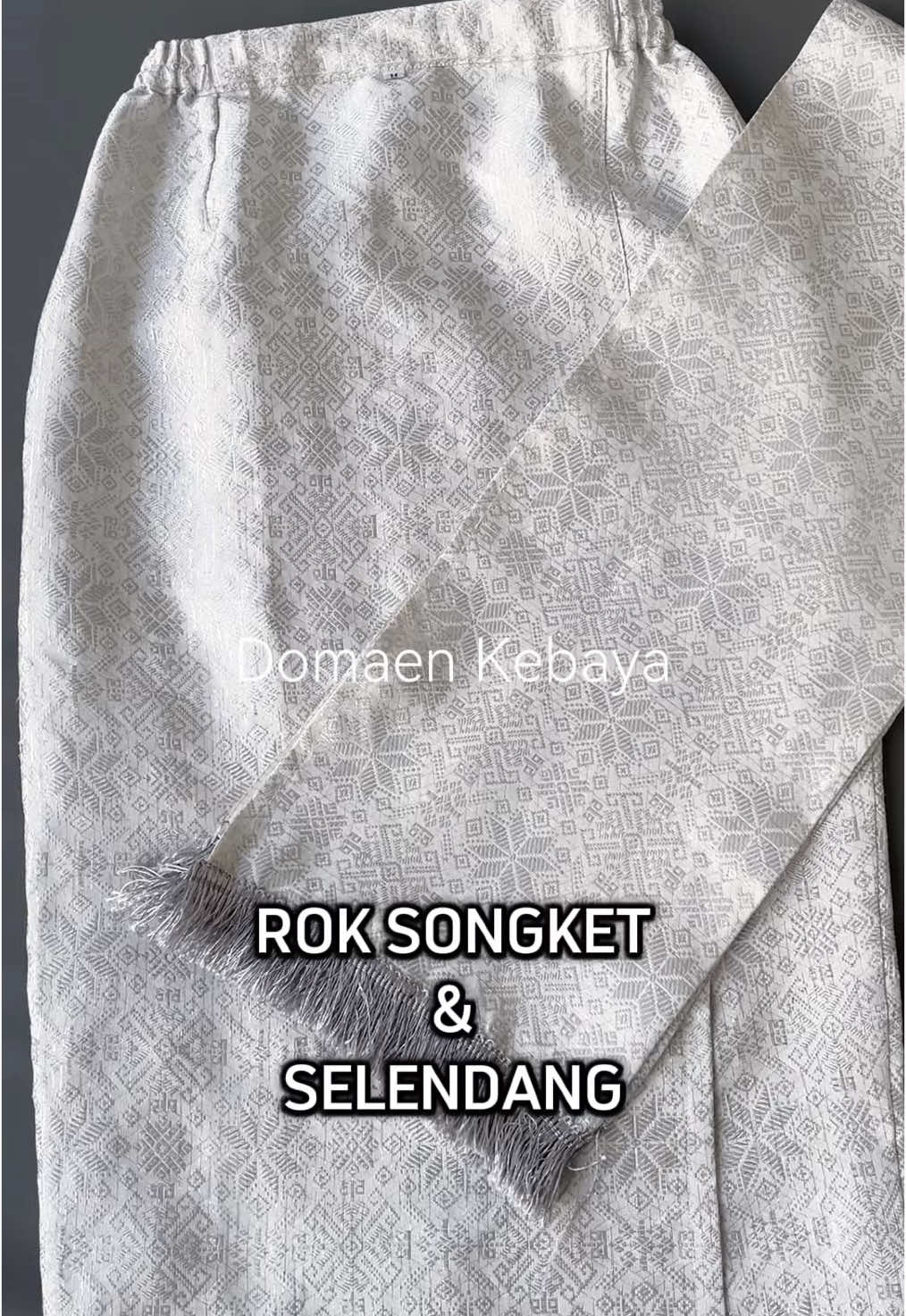 PUTIH SILVER ( Rok Songket dan Selendang) . . #belanjaditiktok #rokmurah #songket #lebaran2025 #fyp #rokwanita #rokkebaya #fypシ゚ 