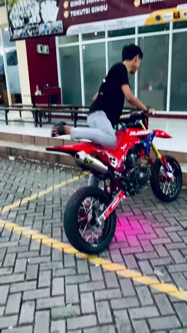 ngapain bang🗿#crf #crf150supermoto 