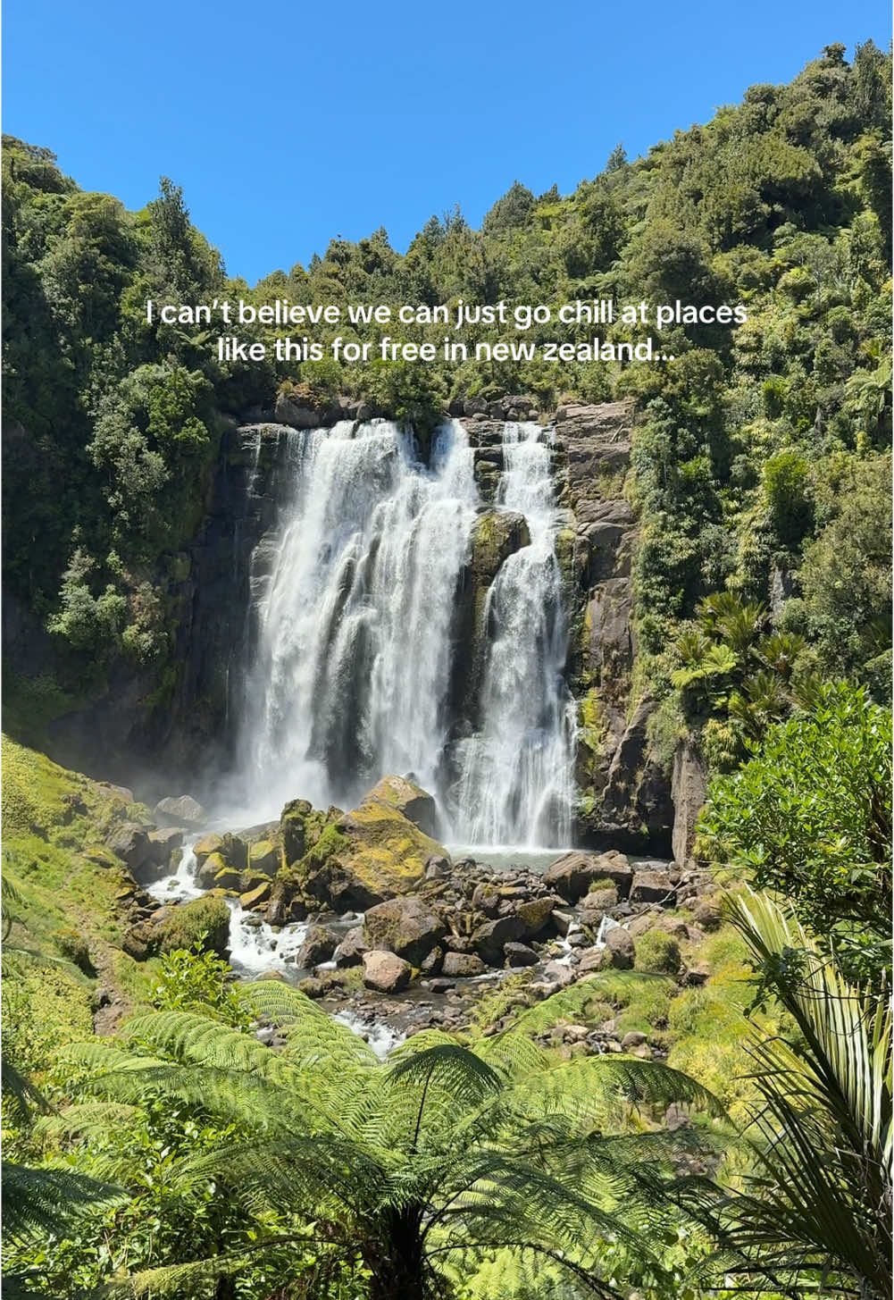 a new favourite spot in new zealand unlocked #explorenz #travelnz #nzmustdo #incrediblenature #MarokopaFalls #nzgem #northisland #purenz #aotearoa 💦🌿 