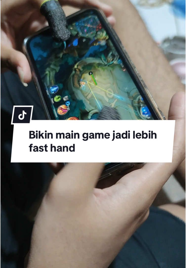 Jari kalian seret pas main game ? Pake ini cuyy , Bikin main game jadi lebih fast hand #sarungjempol #royalstouchv2 #royalsguard #jempolgaming #fyp #foryou #mlbb 