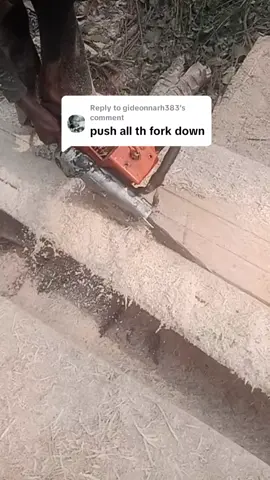 Replying to @gideonnarh383 #stihlms070 #chainsawmill #treecut 