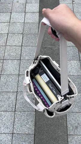 This tote bag has tons of room for a laptop and books 📚 I can ever fit my lunch box and water bottle!👜#totebags #totebagaesthetic #tote #purse #bag #handbag #largecapacity #handbags #shoulderbag #dailyuse #commutingbag #zipper #multipocket #zipper #solid #schoolbag #whatsinmybag #whatsinmypurse #simple #cute #toocute #fashion #viral #bagessentials #bagcollection #giftideas #tiktokshopnewyearnewaura #tiktokshoplastchance #spotlightfinds