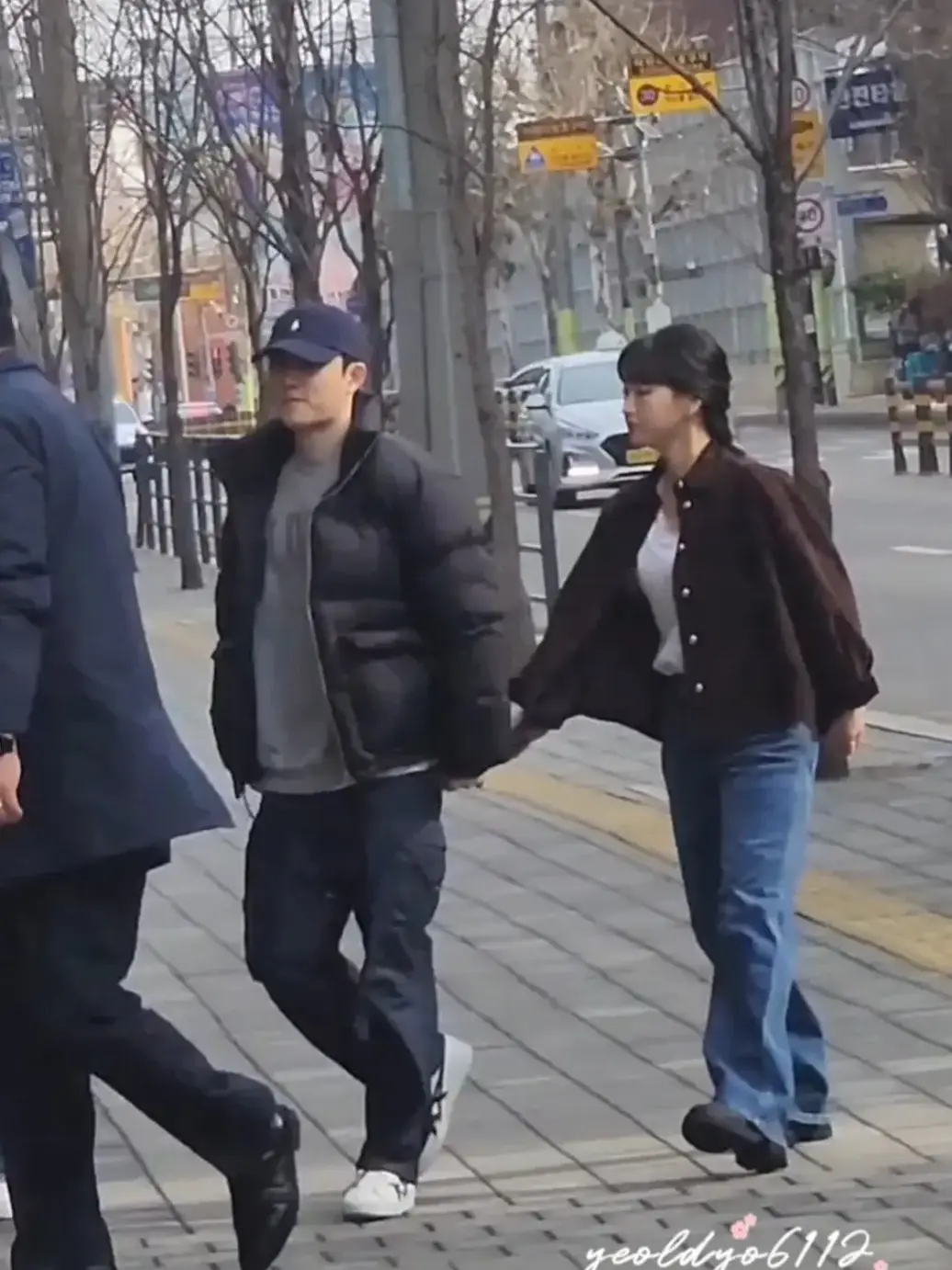 OP shared a photo of Kyungsoo and Won Jinah promoting their movie, but in my opinion, they look like a couple 😵‍💫😭😭 Don't worry, everyone, they are not dating. They are just colleagues yeahh 🥰😘🖤 ‼️Don't forget to watch their movie titled Secret: Untold Melody* in theaters on February 5, 2025! ‼️ #secretuntoldmelody #kyungsoo #dohkyungsoo #exo #exol #fyp #fypage #fyppppppppppppppppppppppp #southkorea 