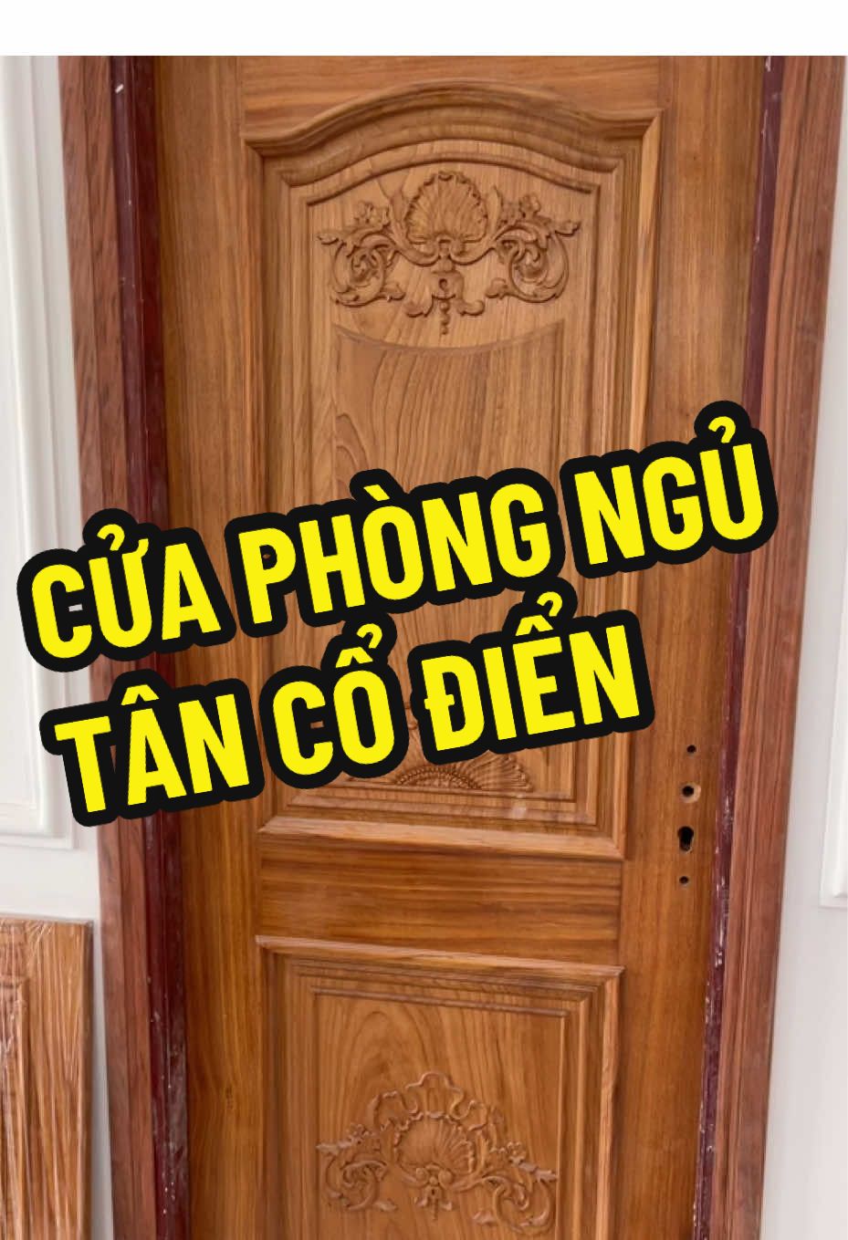 Cửa phòng ngủ gỗ tân cổ điển thích hợp cho biệt thự, nhà phố! #cuaphongngu #cuagotunhien #cuagocaocap #cuagobietthu #đồgỗphươngnam 
