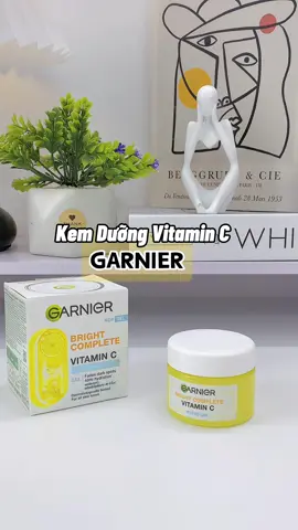 Em dưỡng ẩm lúc nào cũng có trong túi #pơnreview #watergelgrn #weebuild #kemduong #kemduongam #garnier #unboxing #xuhuong 