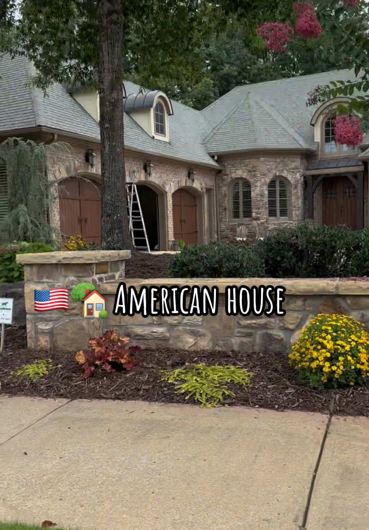 🇺🇸🏡 American life . . . . . #usa🇺🇸 #🇺🇸 #usa_tiktok #americanlife #usalife #aesthetic #foryoupage #houseoftiktok #americandream #fyp #house #american #vibes #yourdream 