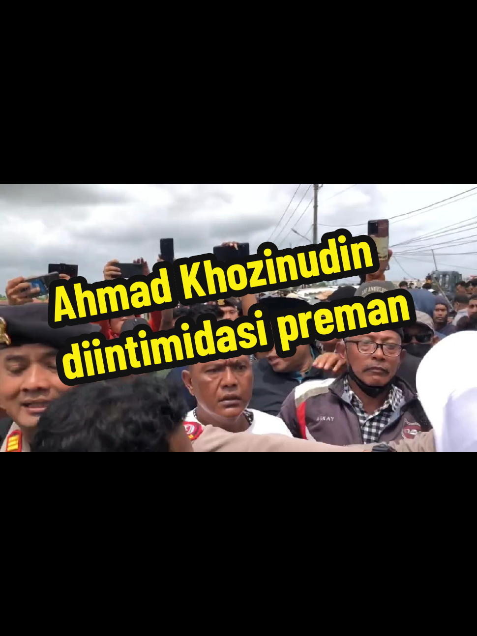 Ahmad Khozinudin diintimidasi preman. #ahmadkhozinudin #tangerang #banten #fyp #fypシ゚ #fyppppppppppppppppppppppp #pageforyou_🔥 #pageforyou_🔥trending💔video 