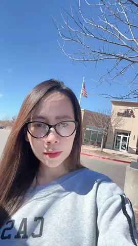 Không phải em đúng không ??😜😜#cuocsongomy🇺🇸 #vietnamesegirl #everyone #trending #xuhuong #hottrendtiktok 