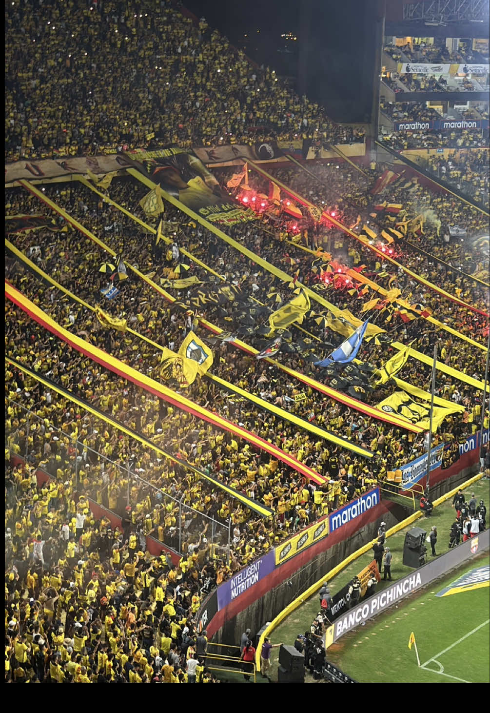 Hoy, mañana y siempre 💛 #bsc #tejuroqueteamo #barcelona 