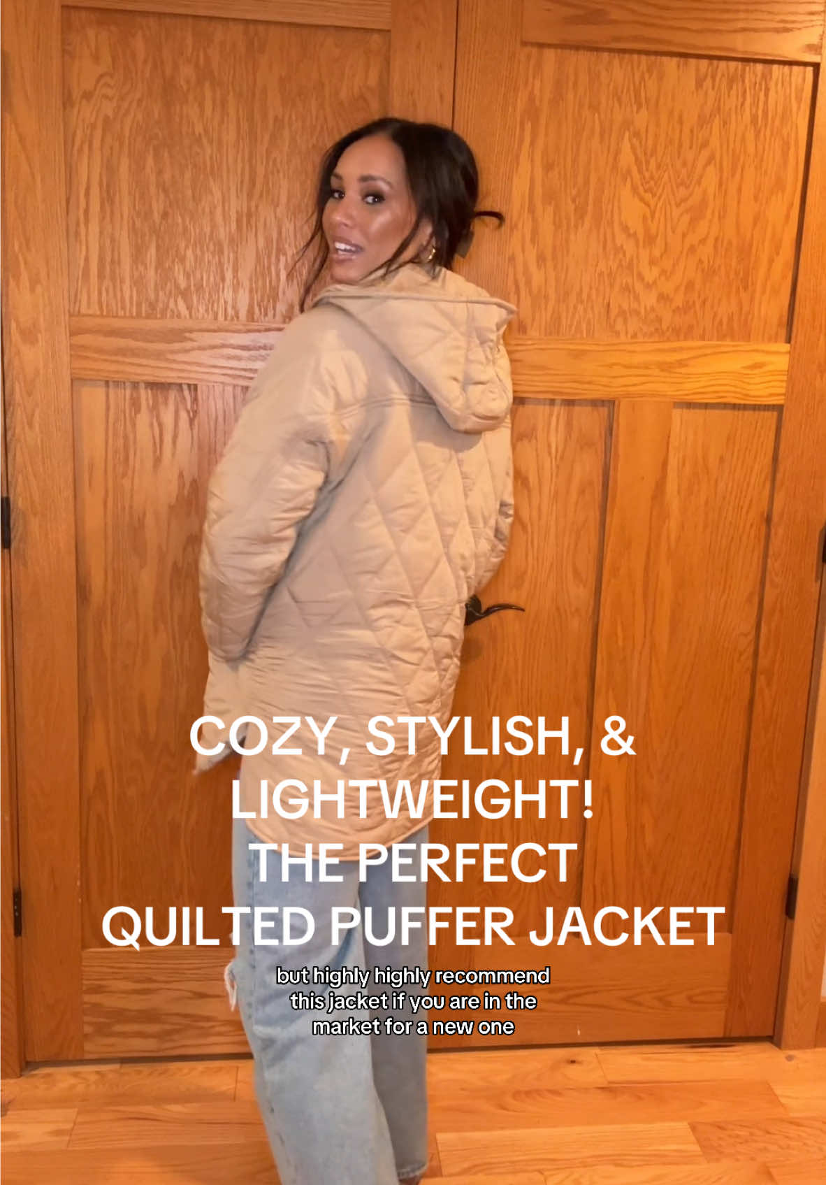 I cannot get over this long quilted lightweight puffer jacket!!! It is a must have piece to have!! #pufferjacket #quiltedjacket #longjacket #womensjacket #affordablefashion #puffercoat 