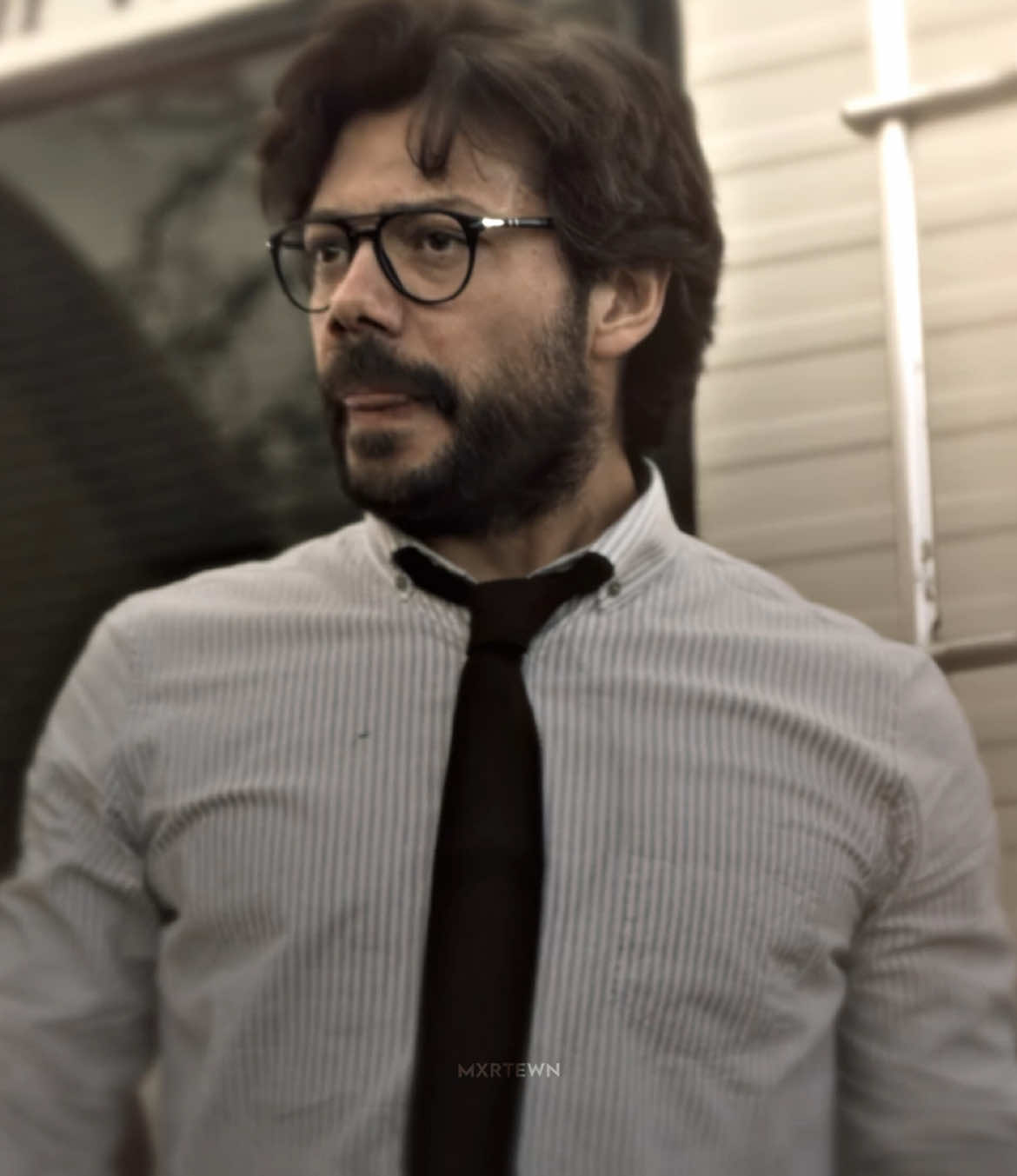 Mask on, f*ck it, mask off                               #lacasadepapel #moneyheist #Icdp #sergiomarquina #edit #edits #elprofesor #lacasadepapeledit   #Icdpedit #netflix 