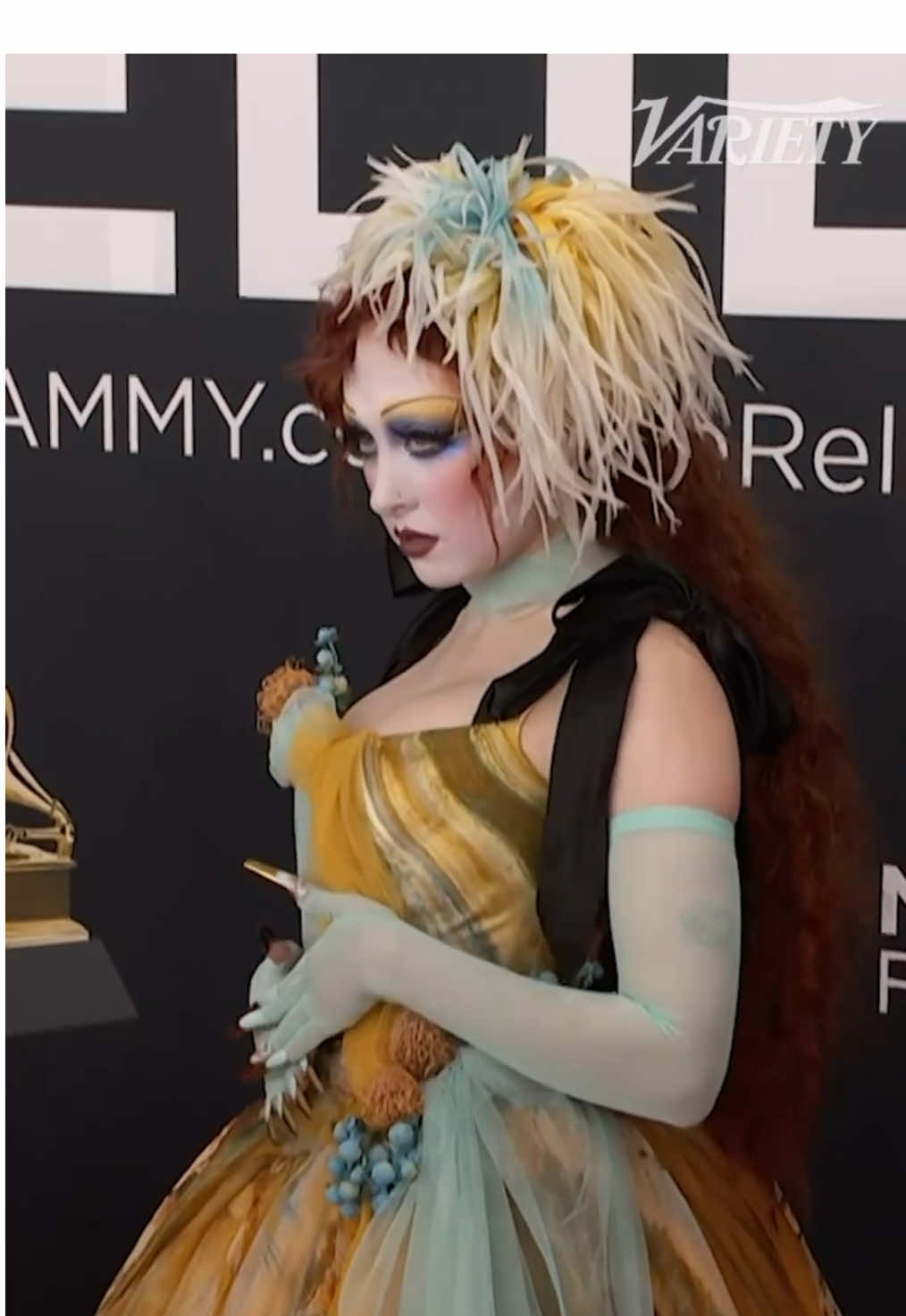 Chappell Roan at the 2025 #GRAMMYs 💛