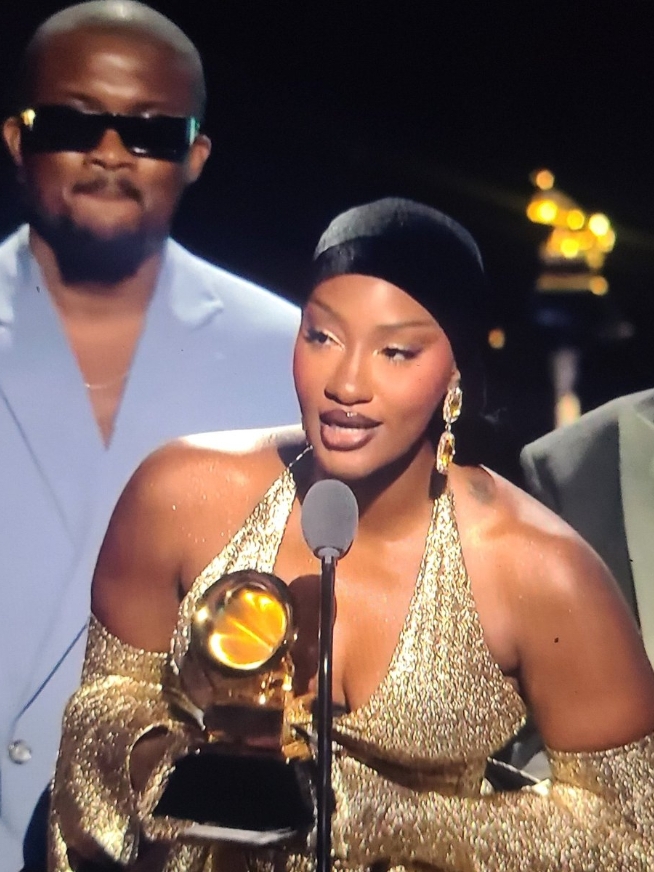 TEMS won her second Grammy award, wow!! Congrats Best African Music Performance winner - 