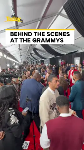 The red carpet is heating up ahead of some tough competition at the 67th Grammy Awards, and @Reid Butler is there to catch all the action! Catch the #GRAMMYs live and on demand today from 12pm AEDT, only on Stan.