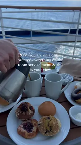 #travel #cruise #cruiselife #cruisevacation #royalcaribbean #travelblogger #cruiselife #travelgram #socalfoodie #foodiegram #foodporn #coffee #breakfastideas