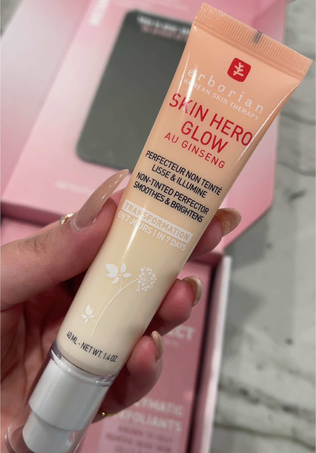 how pretty is this glow!? I already know @ErborianUSA skin hero glow is going to be a staple in my kit 🙈✨