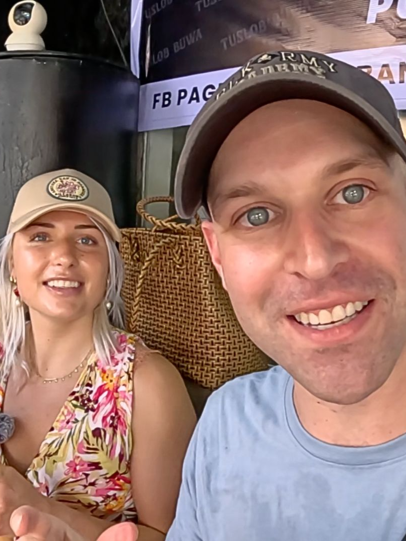 Isand Barbie and I Try Cebu's Famous Meal! #philippines #cebu #london