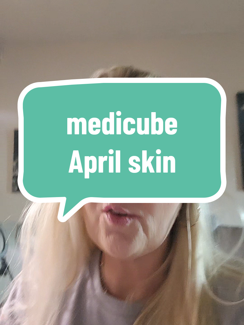 April skin medicube facial kit #medicube #tiktokshoploveatfirstfind #spotlightfinds #tiktokmademebuyit #medicubeaprilskincareset 