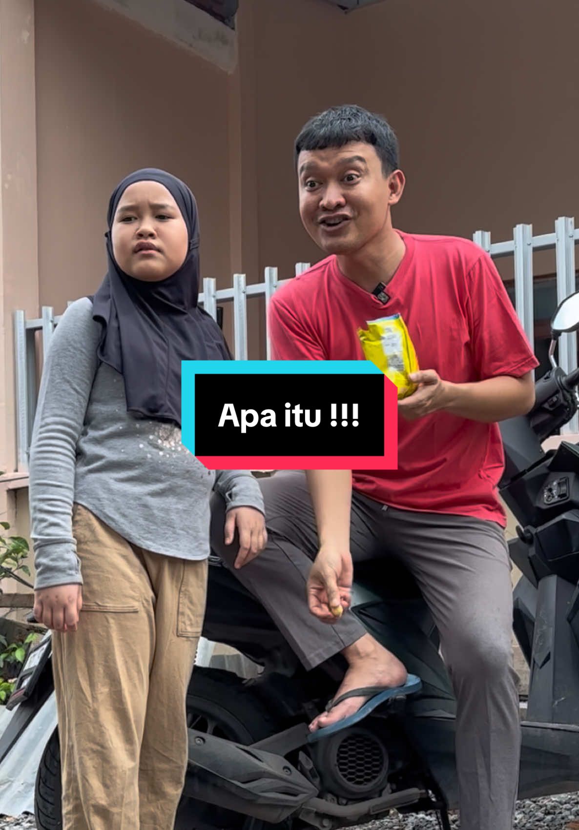 Apa itu !! 🤣🤣🤣🫣🫣 #fyp #fypシ #thewahabsfamily #papacu #dagelan #titoktainment #makassar 