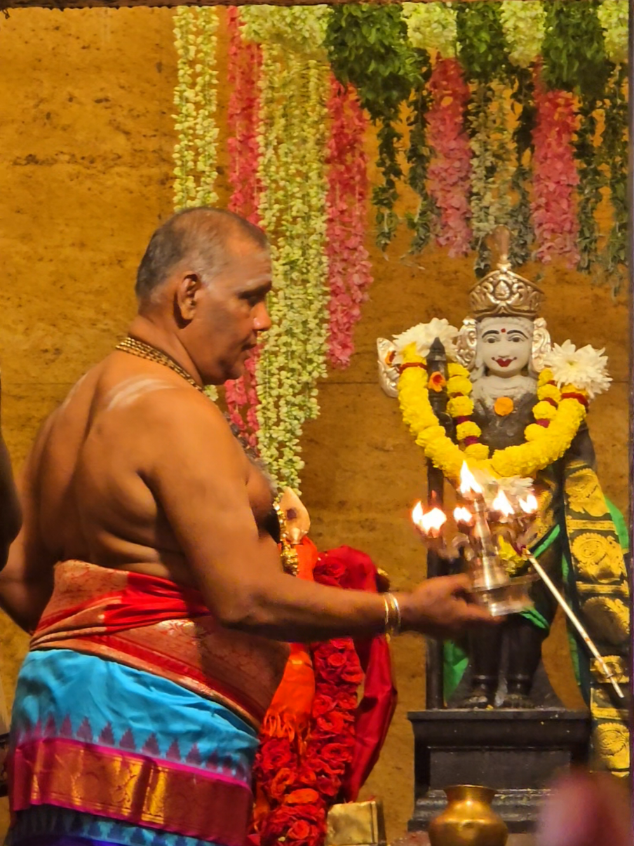 Om Saravanabava Murugaa 🕉 #bleesed #murugan #kumbhaabhishegam #believeinyourself #omsaravanabava #trusttheprocess #fypシ゚  @Dr Indrani Sugumar @Indrani Dance Academy 
