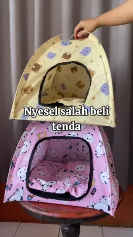 Jangan salah pilih, checkoutnya dikeranjang aku biar dapet tenda mini kucing yang kualitasnya oke. Review based on my experience ini mah🤣 Dulu beli Harganya lebih mahal, ehh dapetnya kecil, kasurnya gak empuk (sebenernya ada merek brand nya di tendanya, cuma aku copot dulu ya biar gak ketauan) 🤣🤫 #tendakucing #cuantanpabatas 
