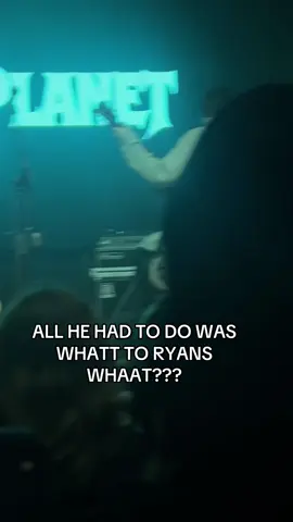 Should i post the concert vids i got here plss lmk !!!! #phantomplanet #alexgreenwald #ryanross 