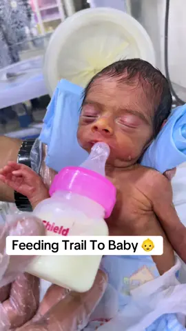 Feeding Trail To Baby 👶  Alhamdulellah! Baby is recovered from severe distress. Now we want to give hum feed trail… What are your thoughts about feeding Trail????? #lowbirthweight #NICUCare #InfantHealth #OxygenSupport #BabyJourney #NeonatalIntensiveCare #viralbaby #Twins #10million #babyvideos 