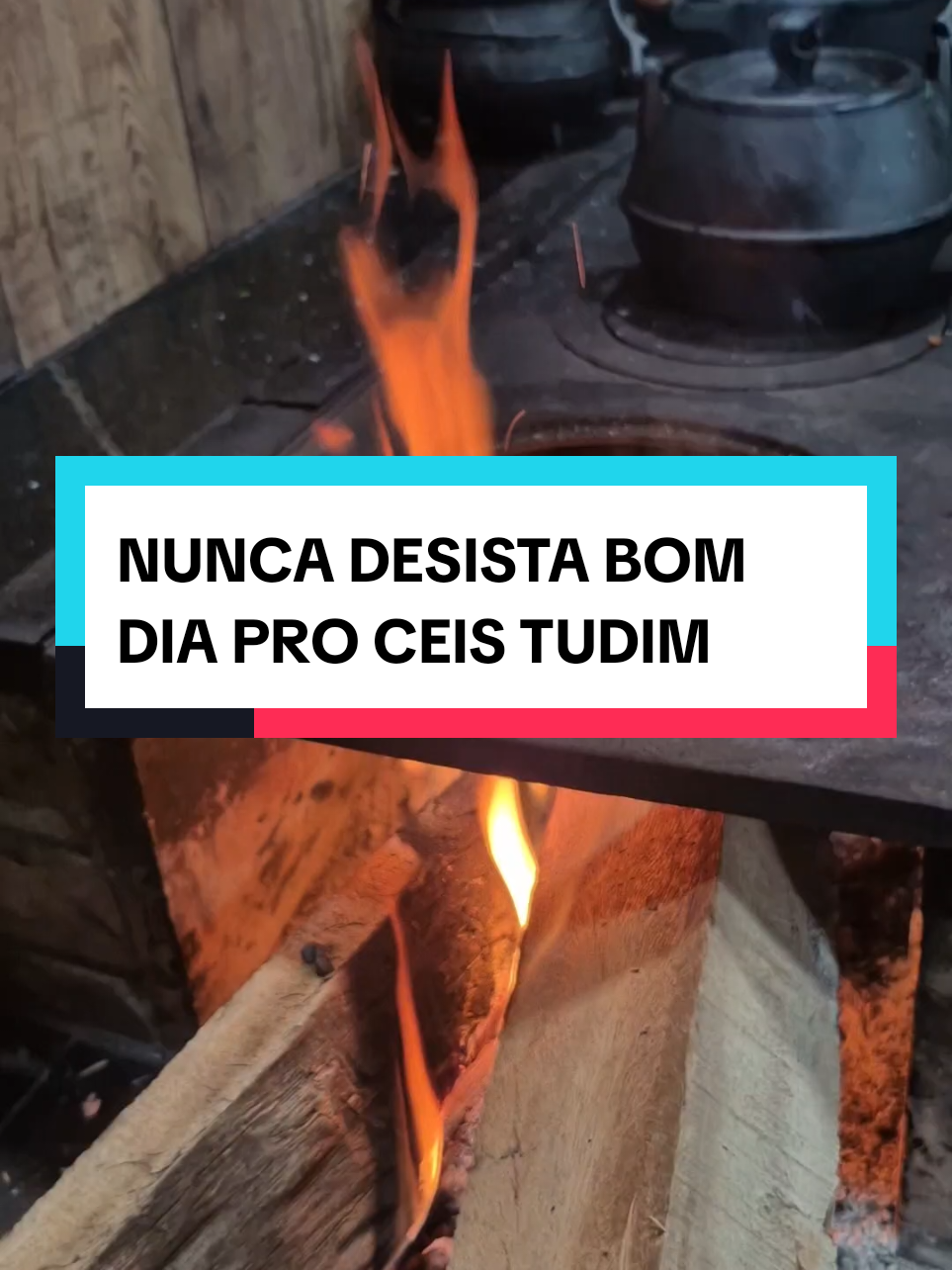 BOM DIA PRO CEIS #segundou #MODAO #RAIZ #uberlandia #lamparina #simplicidade #deusnocontrole #cafe #fogaoalenha 